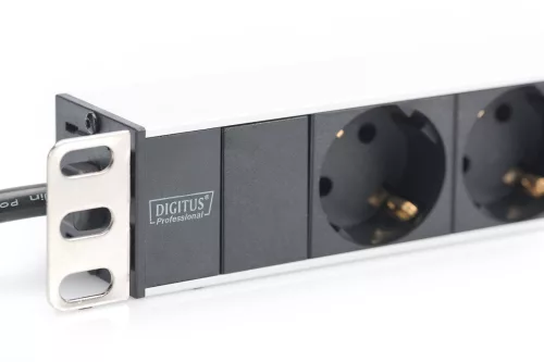 DIGITUS DN-95401 19" 1U PDU 8xCEE 7/3 schuko aljzat CEE7/7 csatlakozó 2m elosztósor