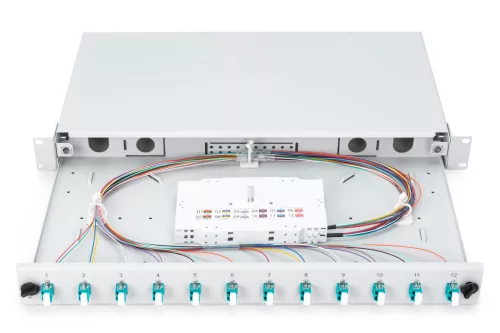 DIGITUS DN-96331/3 19" 1U 12xLC duplex OM3 toldóval pigtaillel és kötőkazettával szerelt optikai patch panel
