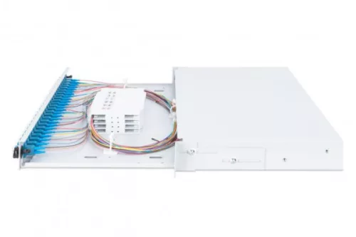DIGITUS DN-96332/9 19" 1U 24xLC duplex OS2 toldóval pigtaillel és kötőkazettával szerelt optikai patch panel