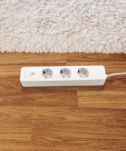 Deltaco SMART HOME SH-P03USB2 WiFi, 3xCEE 7/3, 2xUSB-A, 1,5m, fehér Elosztó