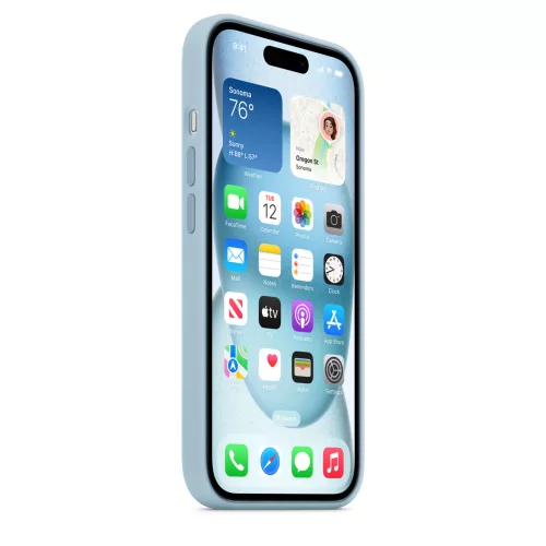 Apple iPhone 15 Silicone Case with MagSafe - Light Blue